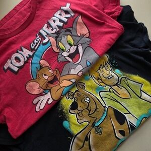 Lot 2 Warner Bros Graphic T-Shirt Bundle Mens M Red Black Tom Jerry Scooby Doo